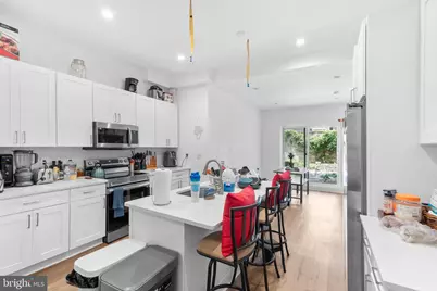 952 N 5th Street, Philadelphia, PA 19123 - Photo 4