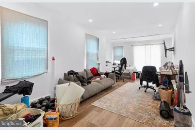 952 N 5th Street, Philadelphia, PA 19123 - Photo 12