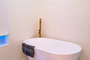 715 N 4th St, Philadelphia, PA 19123 - Photo 42