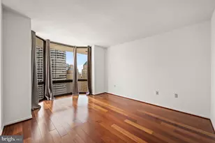 2020 Walnut St, Philadelphia, PA 19103 - Photo 16