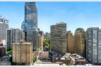 2020 Walnut Street #29D, Philadelphia, PA 19103 - Photo 2