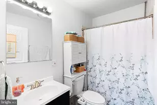 1832 Green St, Philadelphia, PA 19130 - Photo 8