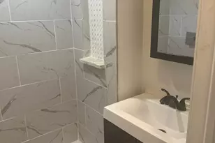 814 W Birch St, Philadelphia, PA 19133 - Photo 12