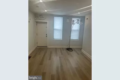814 W Birch Street, Philadelphia, PA 19133 - Photo 2