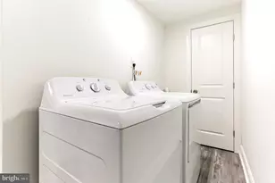 1621 S Newkirk St, Philadelphia, PA 19145 - Photo 14