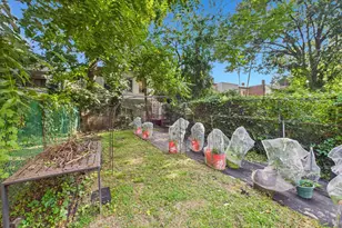 1812 W Erie Ave, Philadelphia, PA 19140 - Photo 12