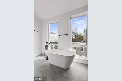 2139 Sears Street, Philadelphia, PA 19146 - Photo 24