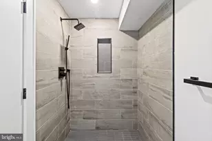 2139 Sears St, Philadelphia, PA 19146 - Photo 16