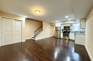 1014 E Moyamensing Ave, Philadelphia, PA 19147 - Photo 10