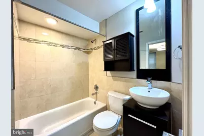 1014 E Moyamensing Avenue, Philadelphia, PA 19147 - Photo 6