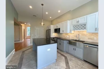 318 Bainbridge Street, Philadelphia, PA 19147 - Photo 14