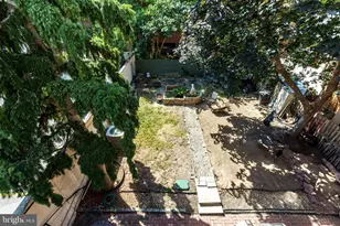 318 Bainbridge St, Philadelphia, PA 19147 - Photo 4