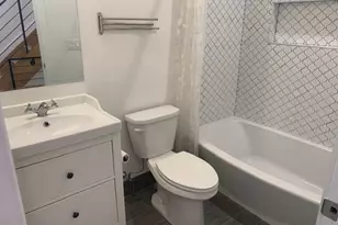 1325 S Myrtlewood St, Philadelphia, PA 19146 - Photo 12