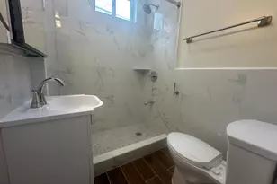 2318 S Franklin St, Philadelphia, PA 19148 - Photo 12