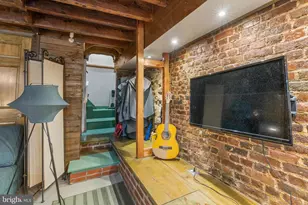 105 S 2nd St, Philadelphia, PA 19106 - Photo 10