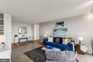 1326 Spruce St, Philadelphia, PA 19107 - Photo 2