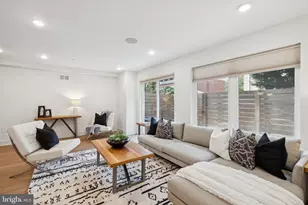 724 N 19th St, Philadelphia, PA 19130 - Photo 2