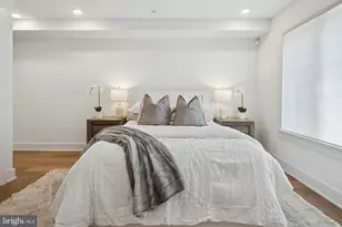 724 N 19th St, Philadelphia, PA 19130 - Photo 12