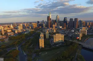 2200 Benjamin Franklin Pkwy, Philadelphia, PA 19130 - Photo 46