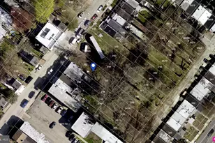 252 E Sharpnack St, Philadelphia, PA 19119 - Photo 2