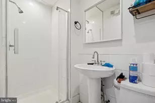 517 N 35th St, Philadelphia, PA 19104 - Photo 8