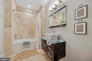 1639 Francis St, Philadelphia, PA 19130 - Photo 12