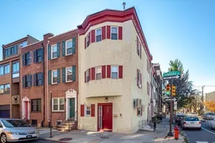 2062 Lombard St, Philadelphia, PA 19146 - Photo 2