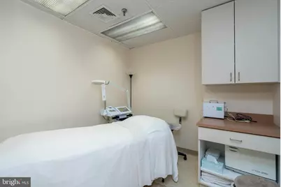 2401 Pennsylvania Avenue #1A10, Philadelphia, PA 19130 - Photo 10