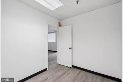 2401 Pennsylvania Avenue #1A10, Philadelphia, PA 19130 - Photo 12