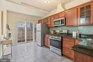 2436 Montrose St, Philadelphia, PA 19146 - Photo 12