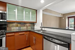 4041 Cresson St, Philadelphia, PA 19127 - Photo 10