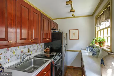 1230 Waverly Walk, Philadelphia, PA 19147 - Photo 8