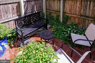 1230 Waverly Walk, Philadelphia, PA 19147 - Photo 10