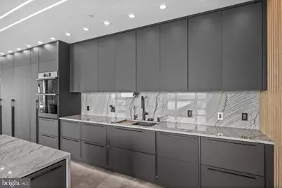 901 N Penn Street #P2401-2, Philadelphia, PA 19123 - Photo 12