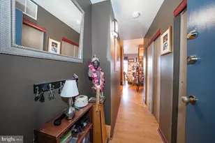 825 N 29th St, Philadelphia, PA 19130 - Photo 4