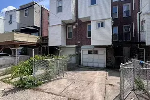 7208 Glenloch St, Philadelphia, PA 19135 - Photo 10