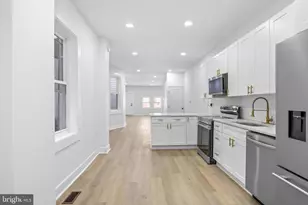 5448 Media St, Philadelphia, PA 19131 - Photo 4