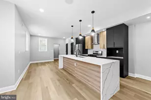 914 W Duncannon Ave, Philadelphia, PA 19141 - Photo 2