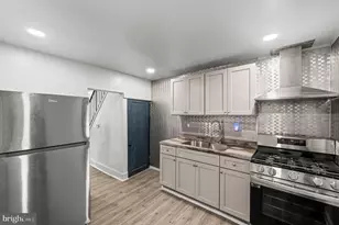 1232 W Sergeant St, Philadelphia, PA 19133 - Photo 10