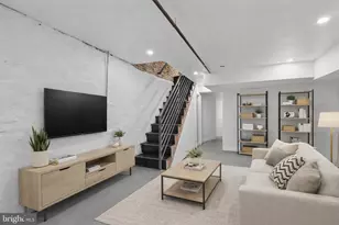 2321 Mountain St, Philadelphia, PA 19145 - Photo 32