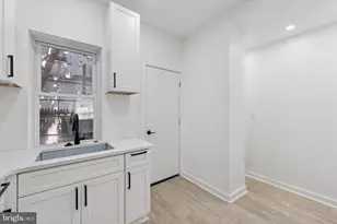 2321 Mountain St, Philadelphia, PA 19145 - Photo 12