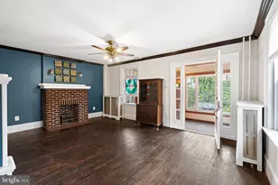 517 Conarroe St, Philadelphia, PA 19128 - Photo 4