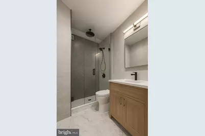 828 S 49th Street, Philadelphia, PA 19143 - Photo 18