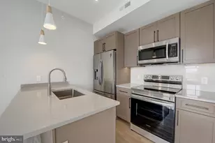 2445 Innovator Wy, Philadelphia, PA 19146 - Photo 4