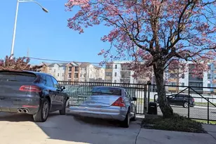 [Address not provided], Philadelphia, PA 19145 - Photo 4