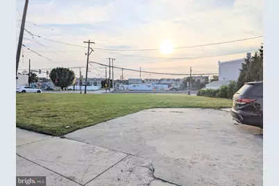 [Address not provided], Philadelphia, PA 19145 - Photo 2