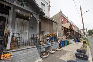 3332 N Sydenham St, Philadelphia, PA 19140 - Photo 2