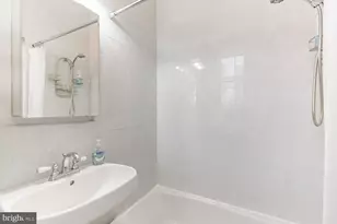 250 S 13th St, Philadelphia, PA 19107 - Photo 12