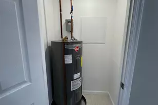 6637 N Bouvier St, Philadelphia, PA 19126 - Photo 32