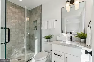 950 N 6th St, Philadelphia, PA 19123 - Photo 42